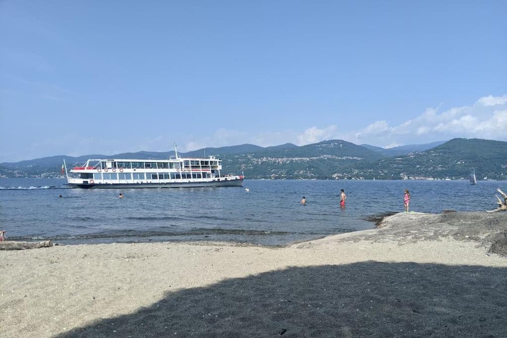 Lago Maggiore - Loft Apartment Ispra Eksteriør bilde