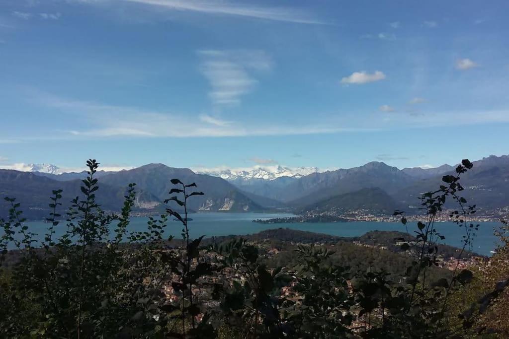 Lago Maggiore - Loft Apartment Ispra Eksteriør bilde